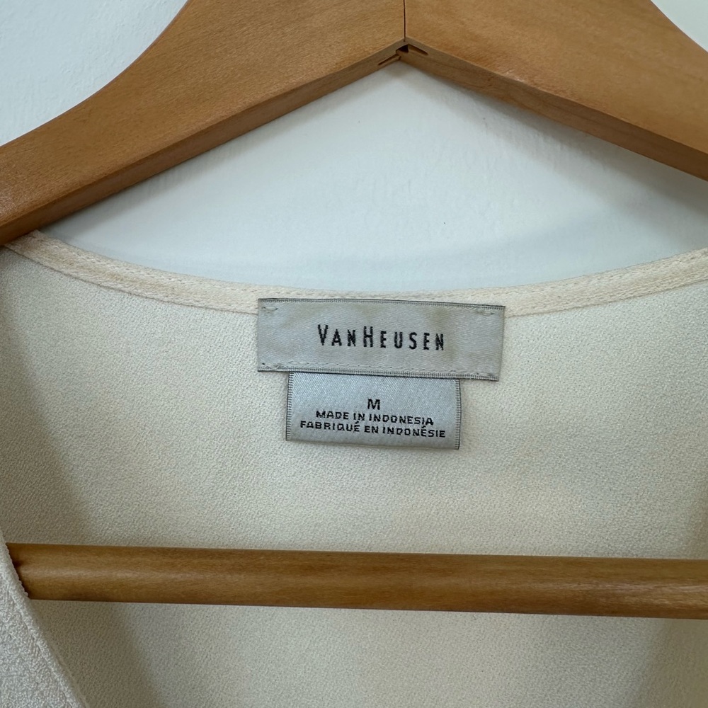 Cream blouse - Picture 2 of 6
